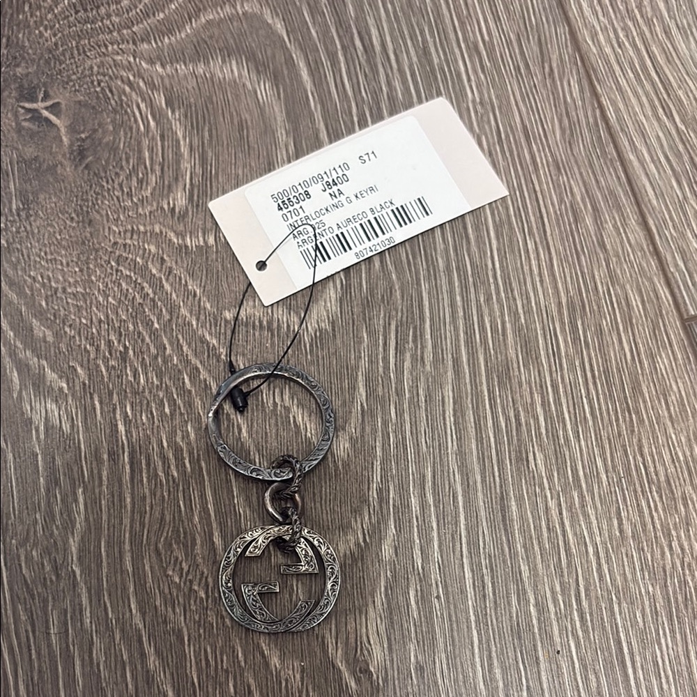 Gucci Keychain- Interlocking G Keyring